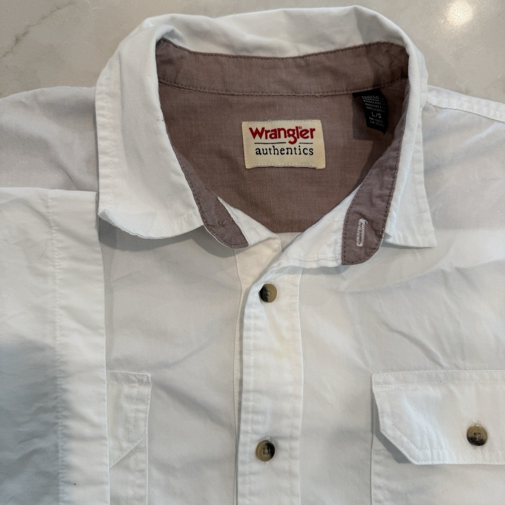 Wrangler Authentic Men's White Short Sleeve Camp‎ Shirt Size L
